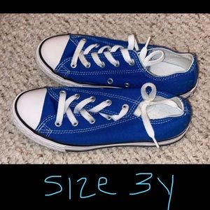Youth converse sneakers